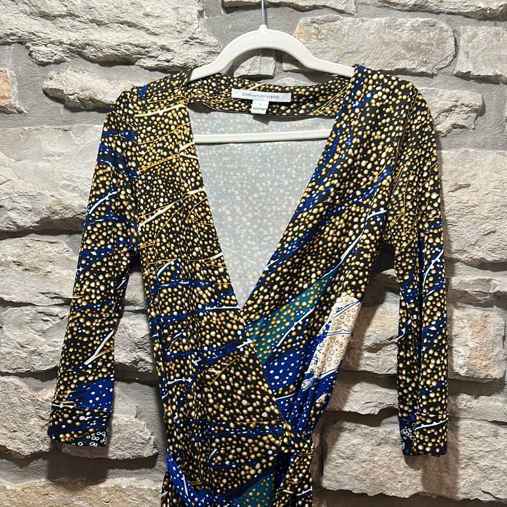 Diane Von Furstenberg Julian Two Mountain Jewels Printed Silk Wrap Dress Size 6